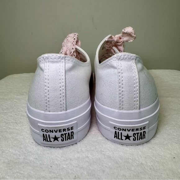 Chuck Taylor All‎ Star Lift Platform Crochet Laces  Womens size 10.5 - Picture 5 of 7